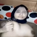 Bokep Indo Hijab @Lilownyyy Toket Gede Ngentot