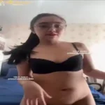 Toket Sekel Pamer Body Seksi