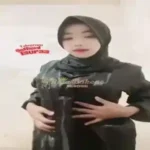 Video Karyawan Jilbab Pulang Kerja Langsung Colmek