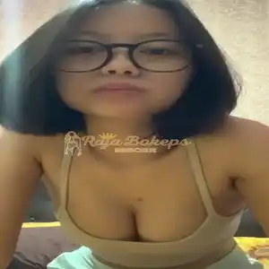 Video Bokep Chindo Cantik Miss Yeuwuy Pamer Toket