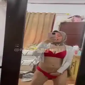 Skandal Hijab Auyiya Striptease Pulen Banget