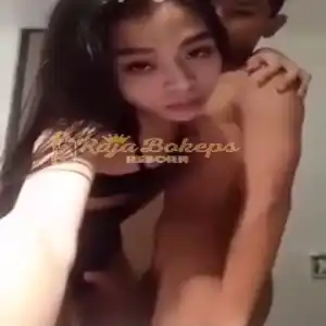 Video Bokep Sedarah Nyepong Kontol Adek