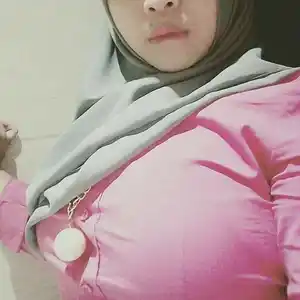Cerita Seks Hanifah, Karyawan Sholehah Pemuas Atasan